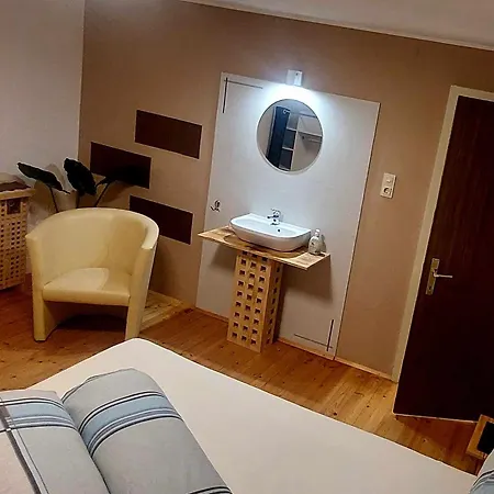 Haus Attos Apartment